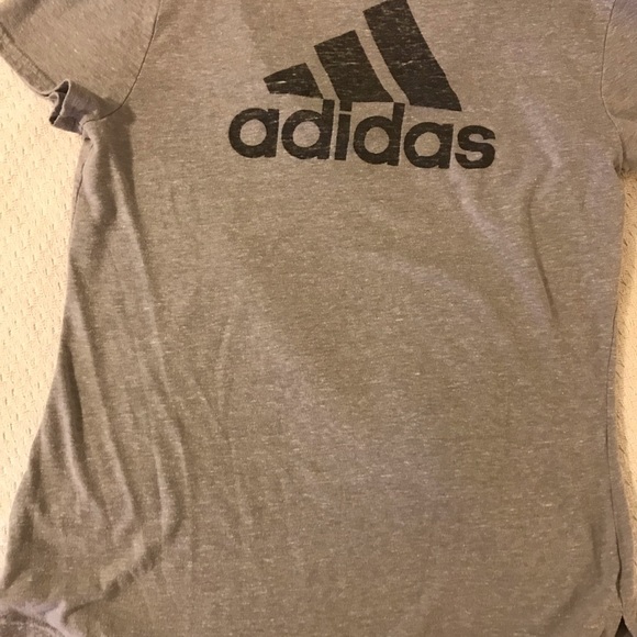 Adidas women’s medium shirt - Picture 2 of 2